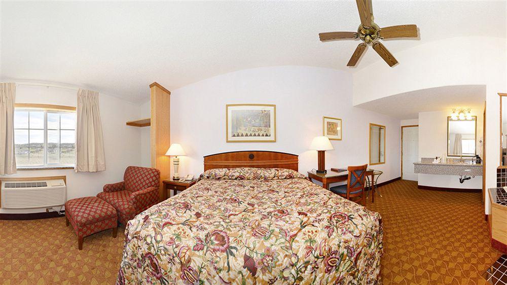 Econo Lodge Inn & Suites Madras Zewnętrze zdjęcie