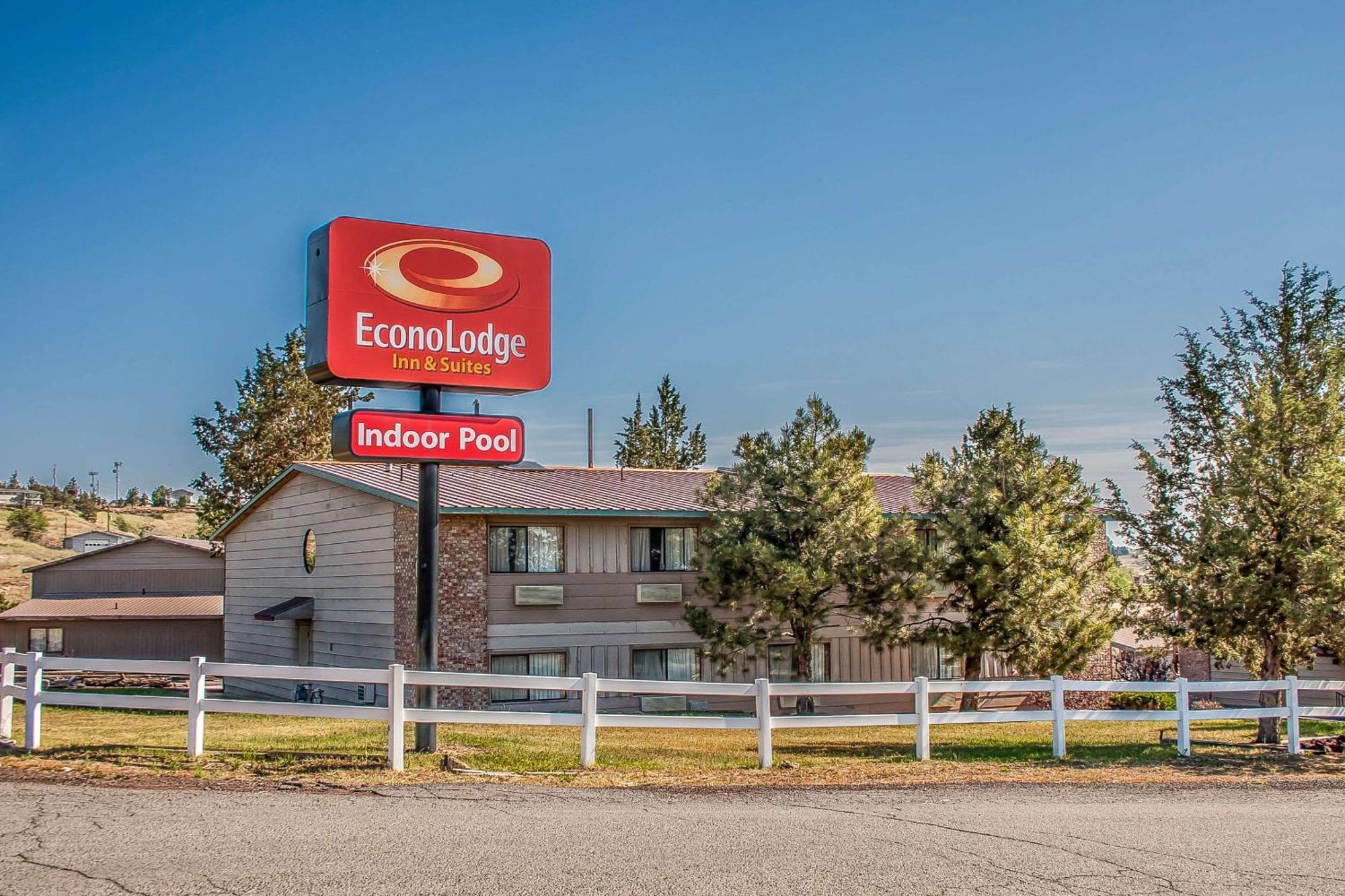 Econo Lodge Inn & Suites Madras Zewnętrze zdjęcie